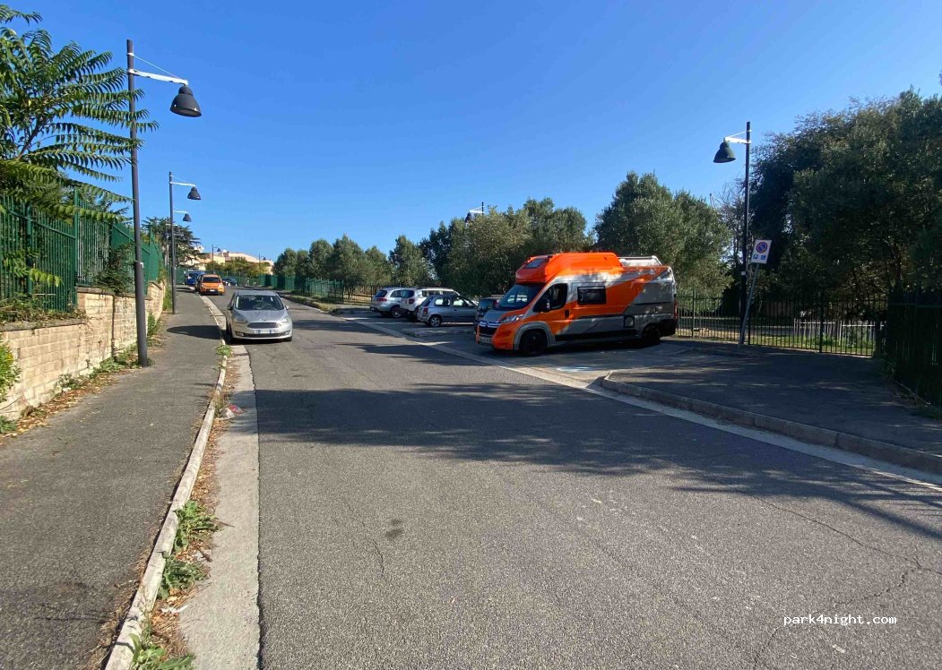 (00136) Roma - 47 Via di Casal Ciocci — foto