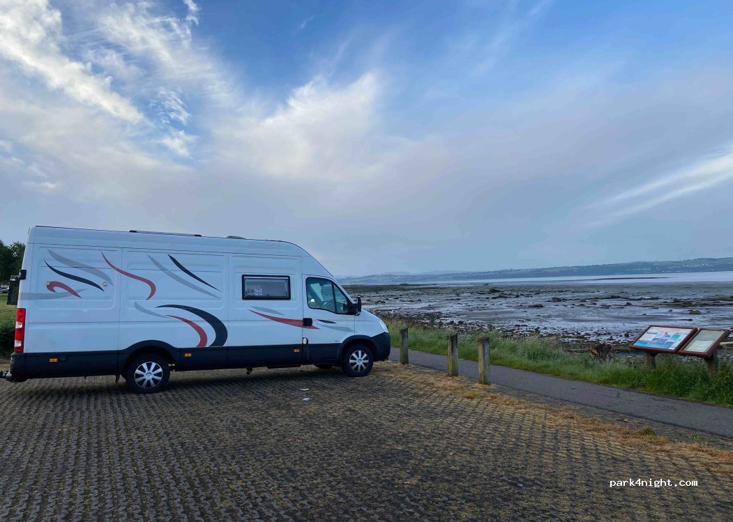 (KY12 8LJ) Torryburn - B9037 — foto 3