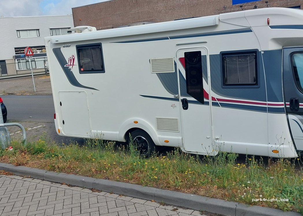 (4814 AZ) Breda - 70 Slingerweg — foto