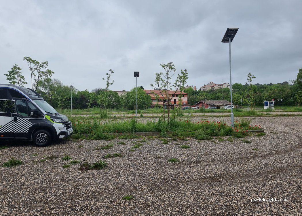 (52100) Pula - 43 Ulica Marsovog polja — foto 3