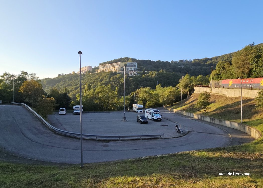 (16141) Genova - 88 Via Superiore Rocche di Bavari — foto 5