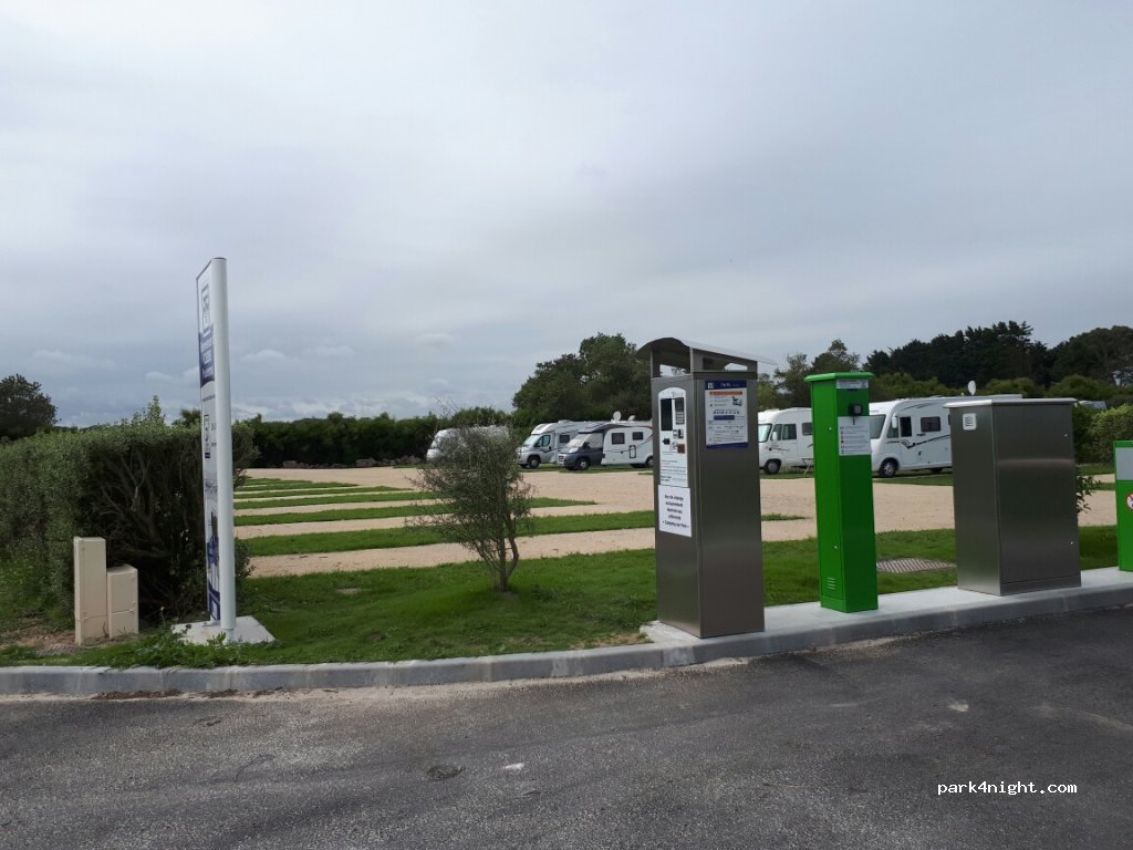 Aire CAMPING-CAR PARK — foto