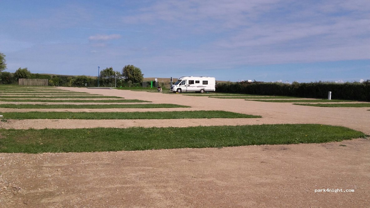 Aire CAMPING-CAR PARK — foto 2