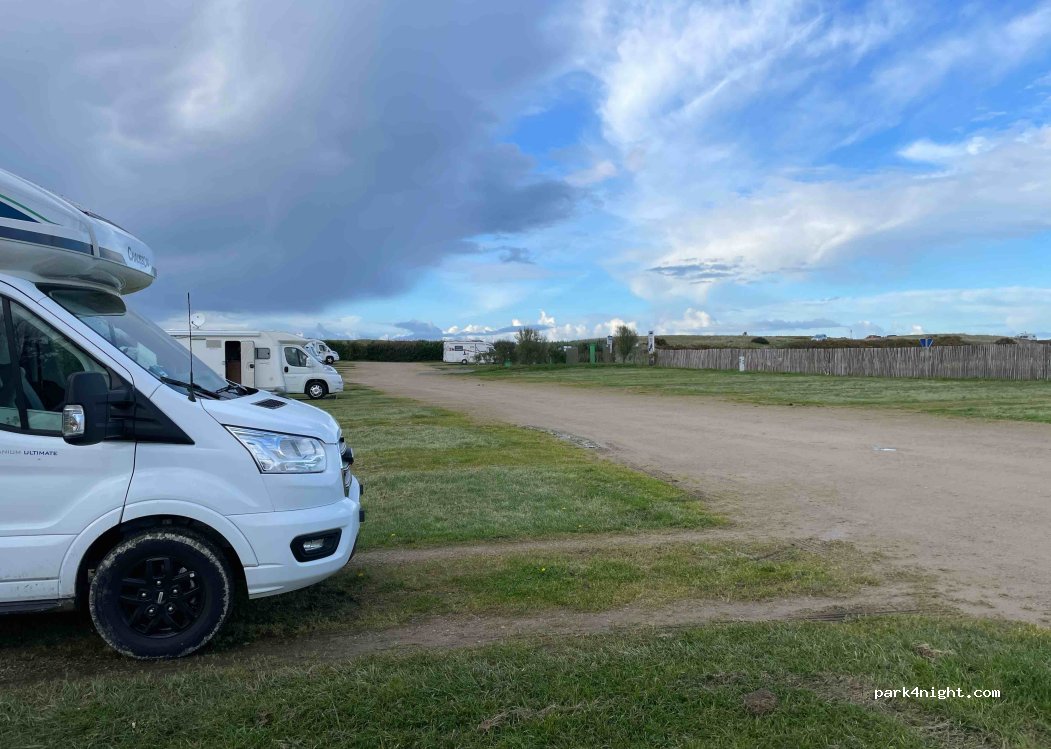 Aire CAMPING-CAR PARK — foto 3