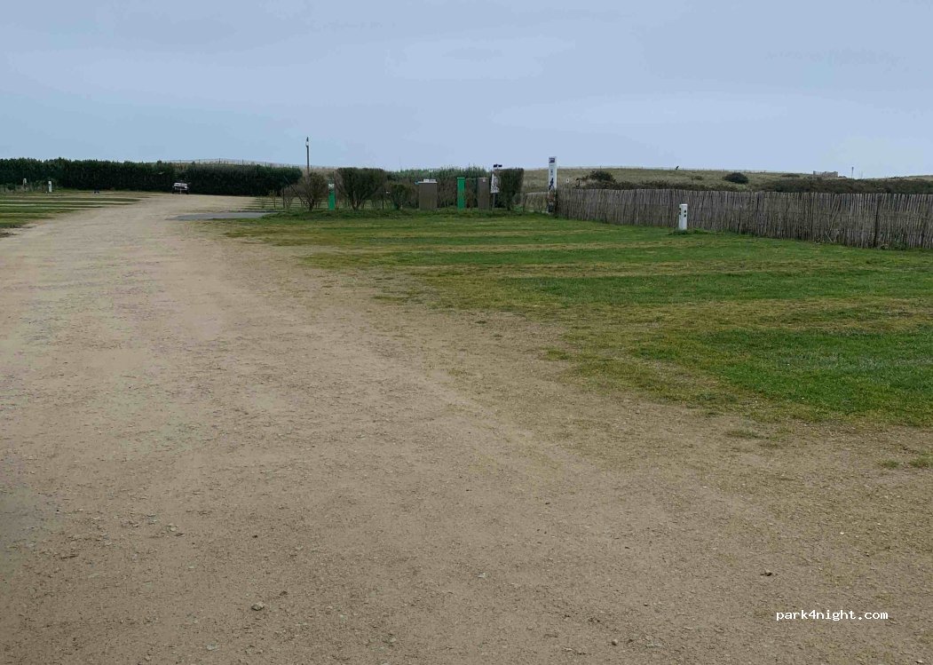 Aire CAMPING-CAR PARK — foto 5