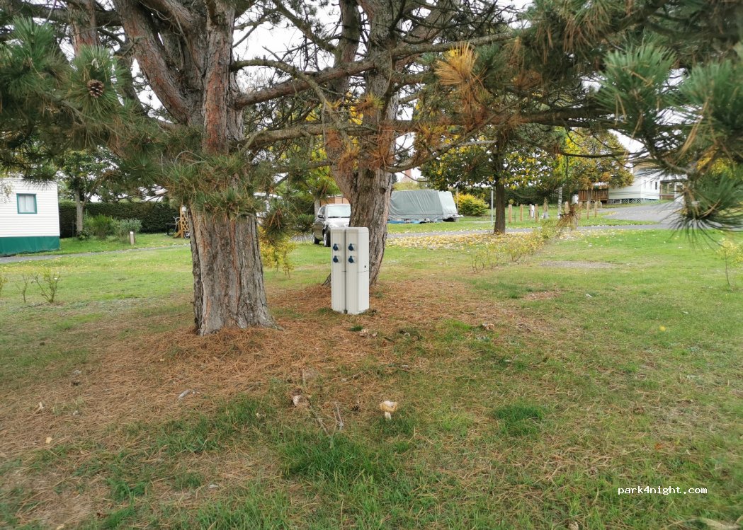 Camping Camp Municipal Les Tilleuls — foto 2