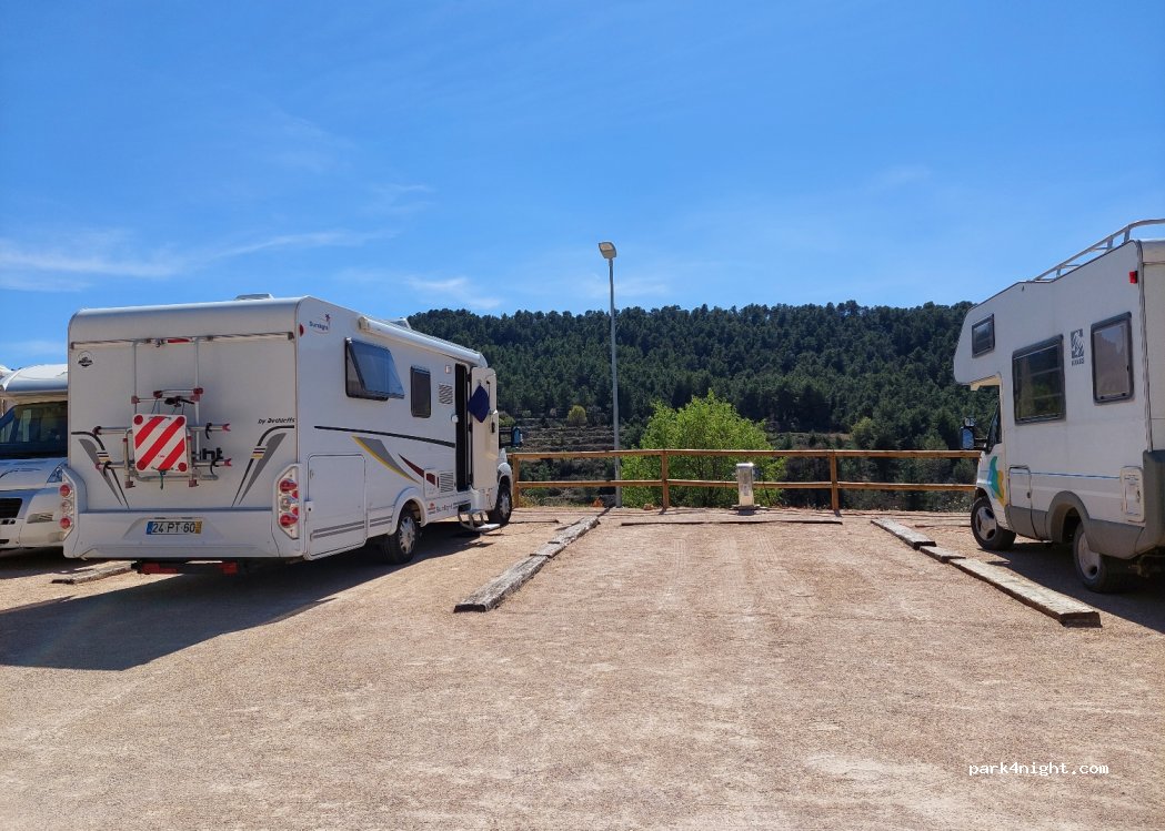 Área de autocaravanas Cañada de verich — foto 3