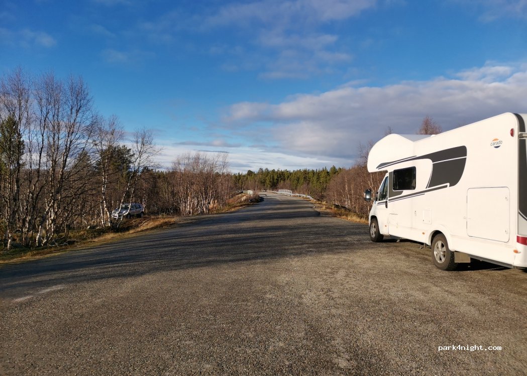 (99980) Mieraslompola - Unnamed Road — foto 2