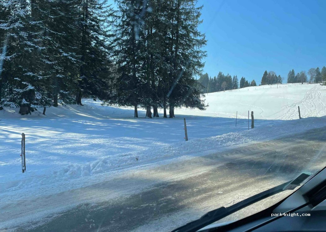 (2300) La Chaux-de-Fonds - 6 La Sombaille — foto