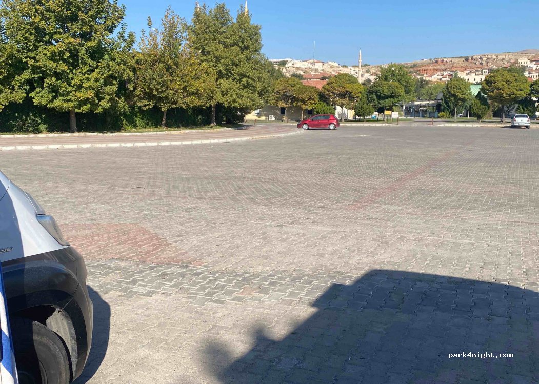 (50502) Avanos - Unnamed Road — foto