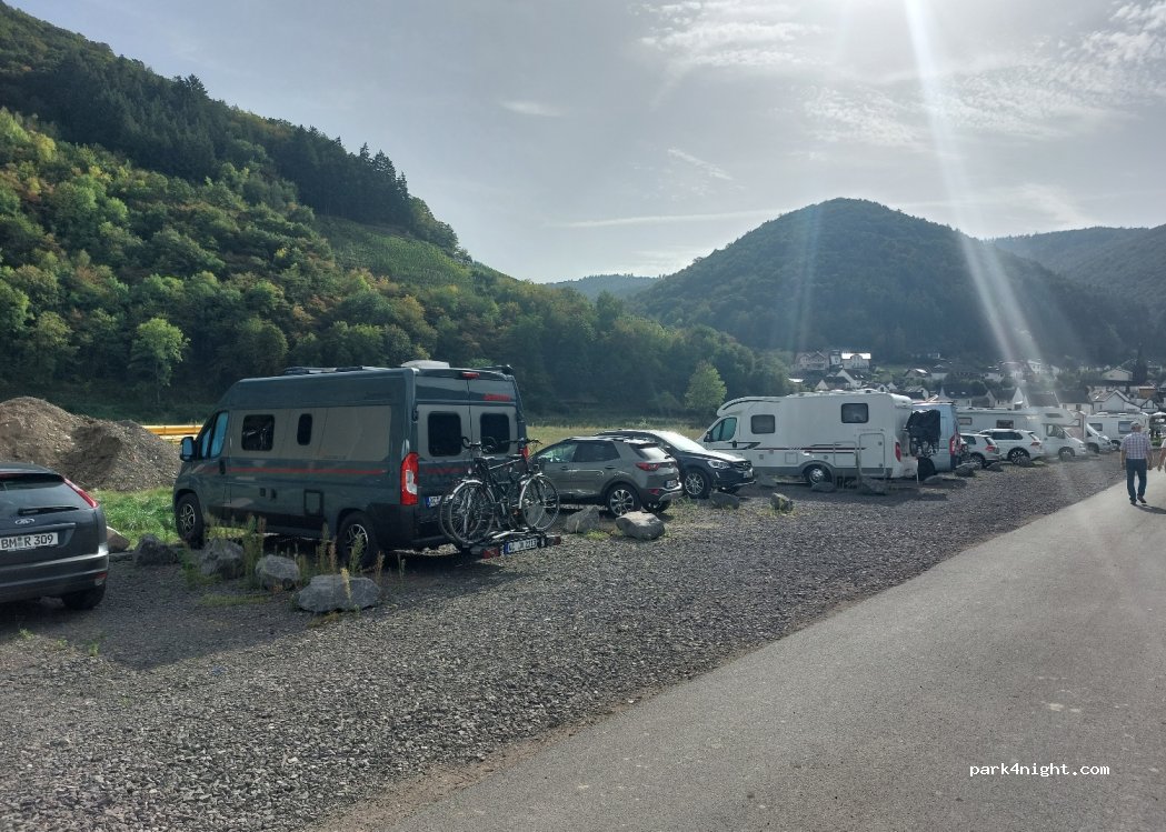 (53506) Rech - 18 Rotweinstraße — foto 4