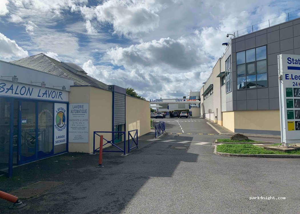 (35400) Saint-Malo - 55 Boulevard des Déportés — foto 2