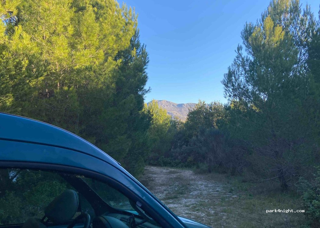 (20207) Bosanka, Dubrovnik - Unnamed Road — foto 3