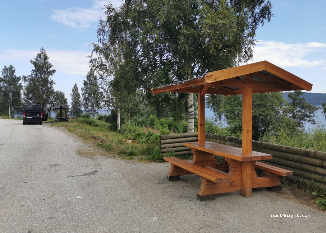 (870 32) Ullånger - E4 — foto 4