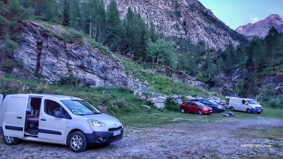 (11016) La Thuile - Unnamed Road — foto