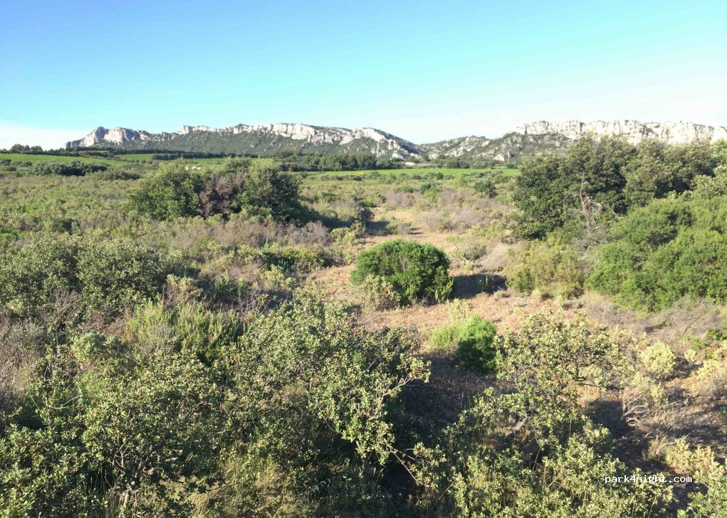 (13430) Eyguières - D17 — foto 2