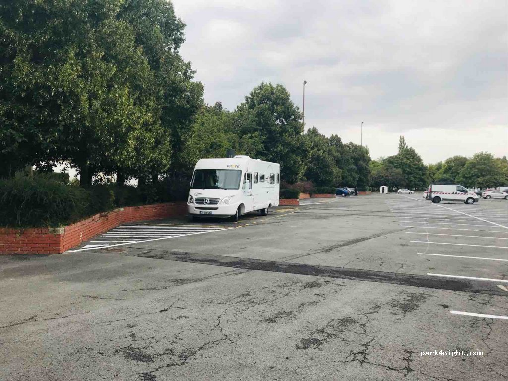(62400) Béthune - 214 Place du Général de Gaulle — foto