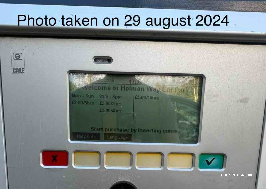 (EX3 0EN) Topsham - Holman Wy. — foto 2