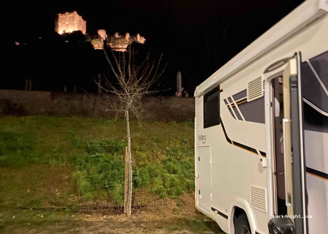 (47300) Peñafiel - 7B Camino Bodegas Protos — foto 4