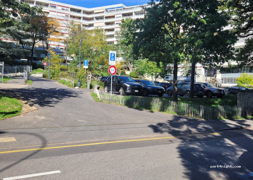 (1203) Genève - 18 Cité Vieusseux — foto 2