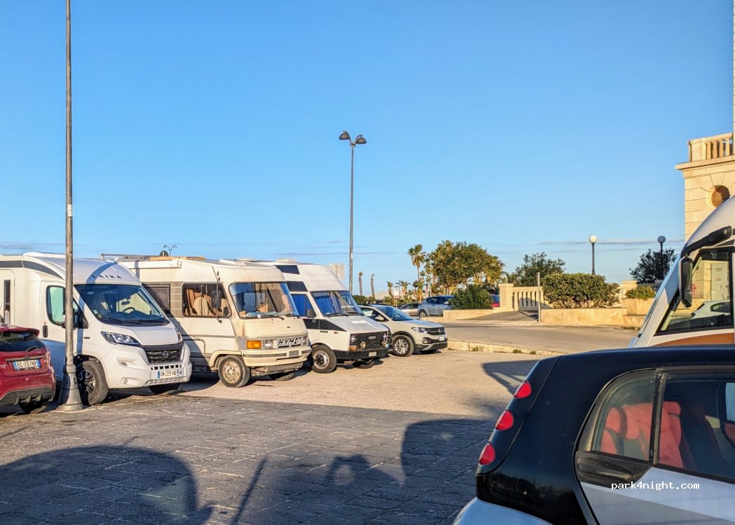 (96100) Siracusa - 1 Riva Nazario Sauro — foto 2