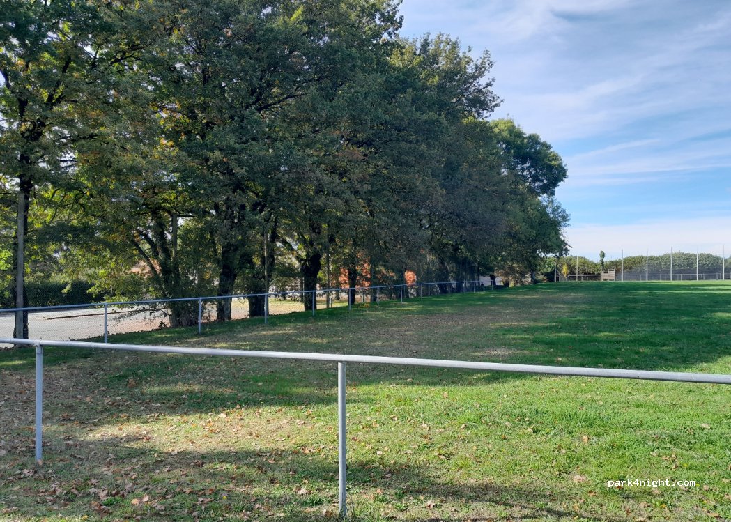 (85140) Essarts-en-Bocage - 1 Allée des Sports — foto
