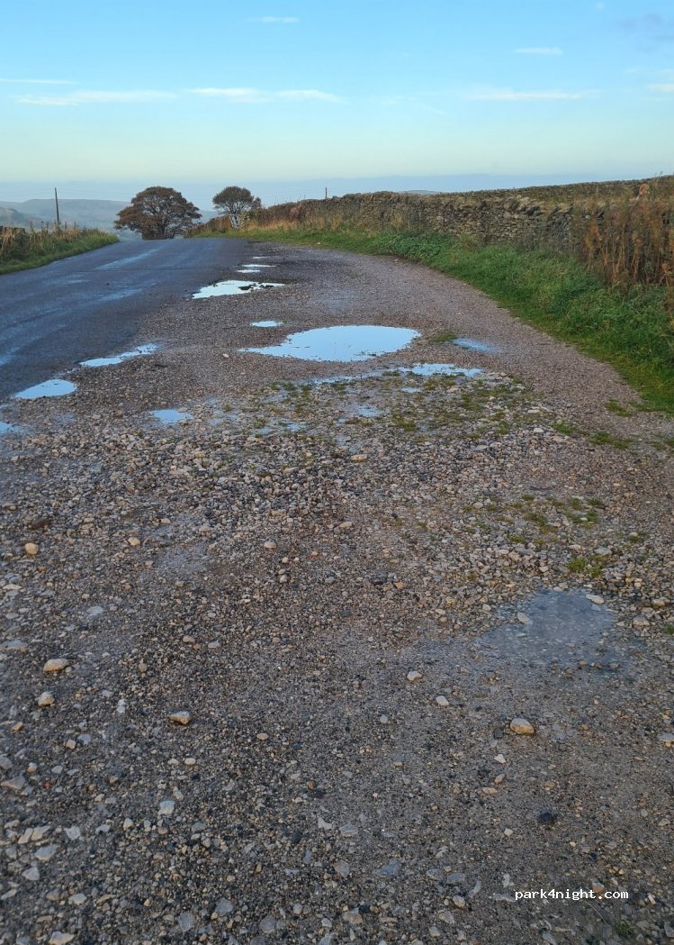 (SK17 8ET) Buxton - Unnamed Road — foto
