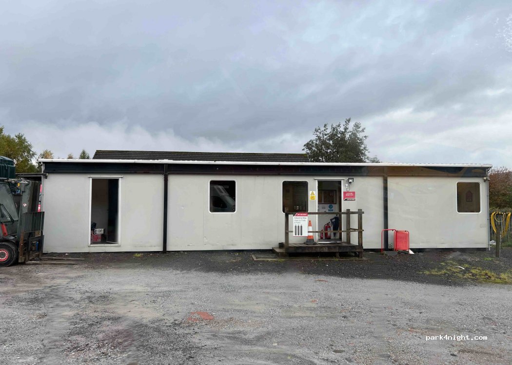 (PH33 6RU) Ben Nevis Industrial Estate - Ben Nevis Drive — foto