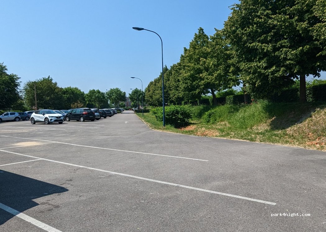 (80300) Albert - 7 Rue de la Station — foto 2