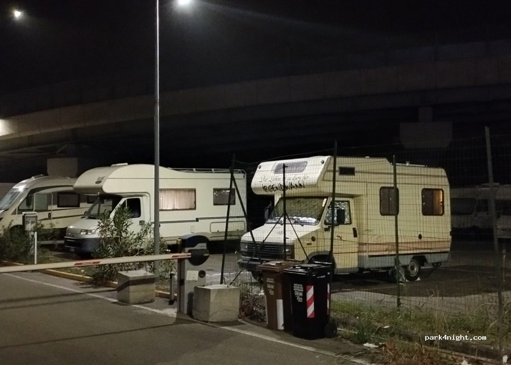 (29121) Piacenza - 23 Viale Sant'Ambrogio — foto 3
