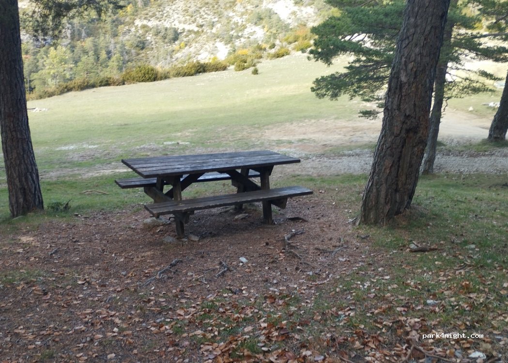 (04320) Castellet-lès-Sausses - — foto