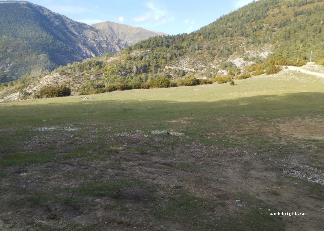 (04320) Castellet-lès-Sausses - — foto 2