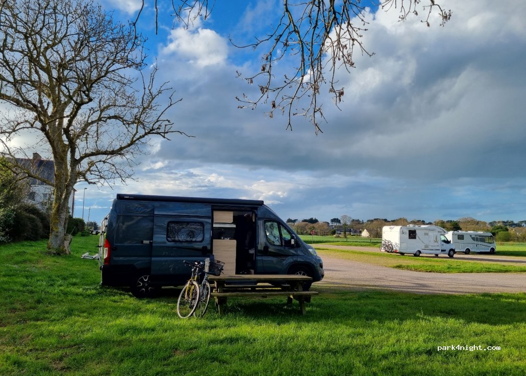 Aire de camping-cars Plévenon — foto 4