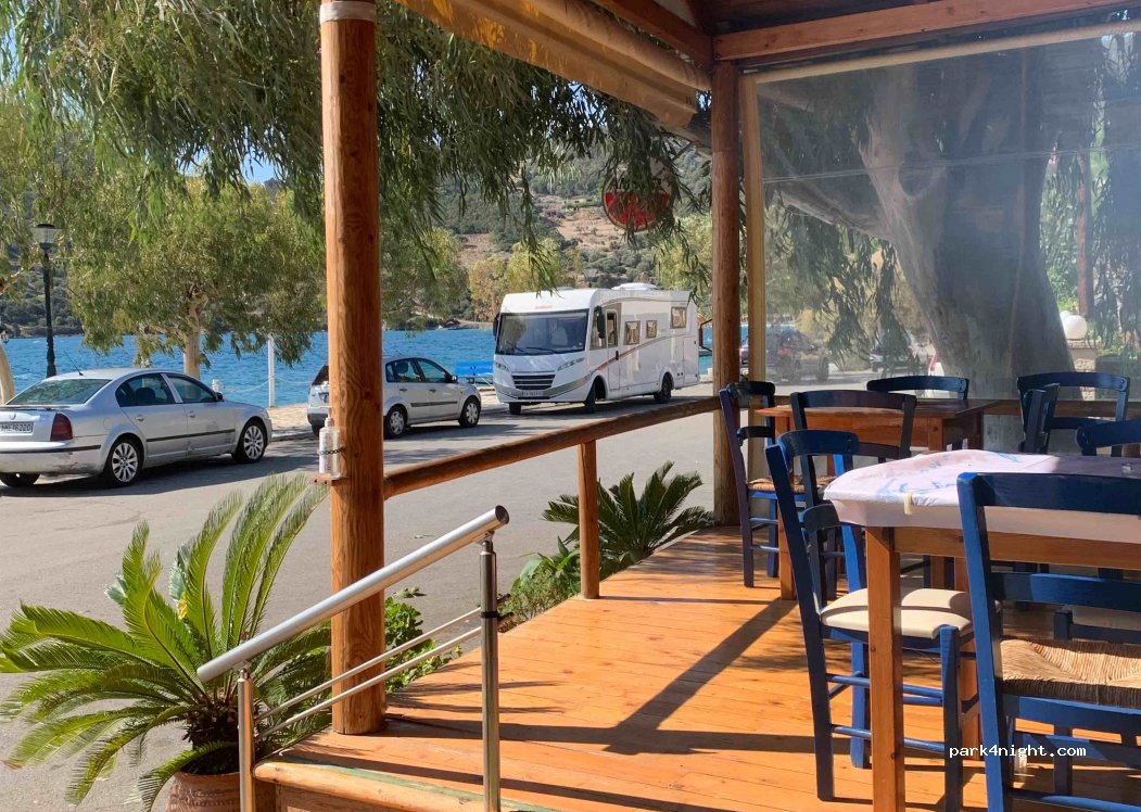 (330 58) Agios Nikolaos - Unnamed Road — foto 2