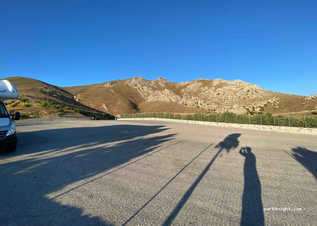 (740 60) Finikas - Unnamed Road — foto