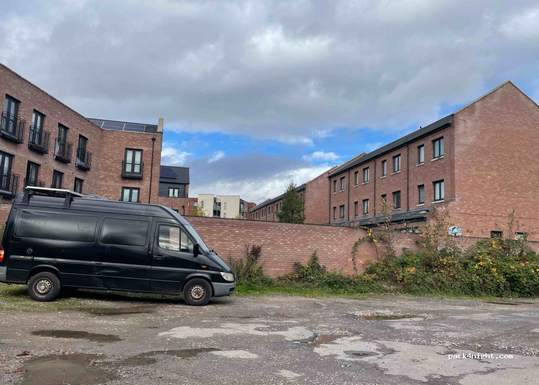(M22 4HJ) Wythenshawe - 9B Mill Lane — foto