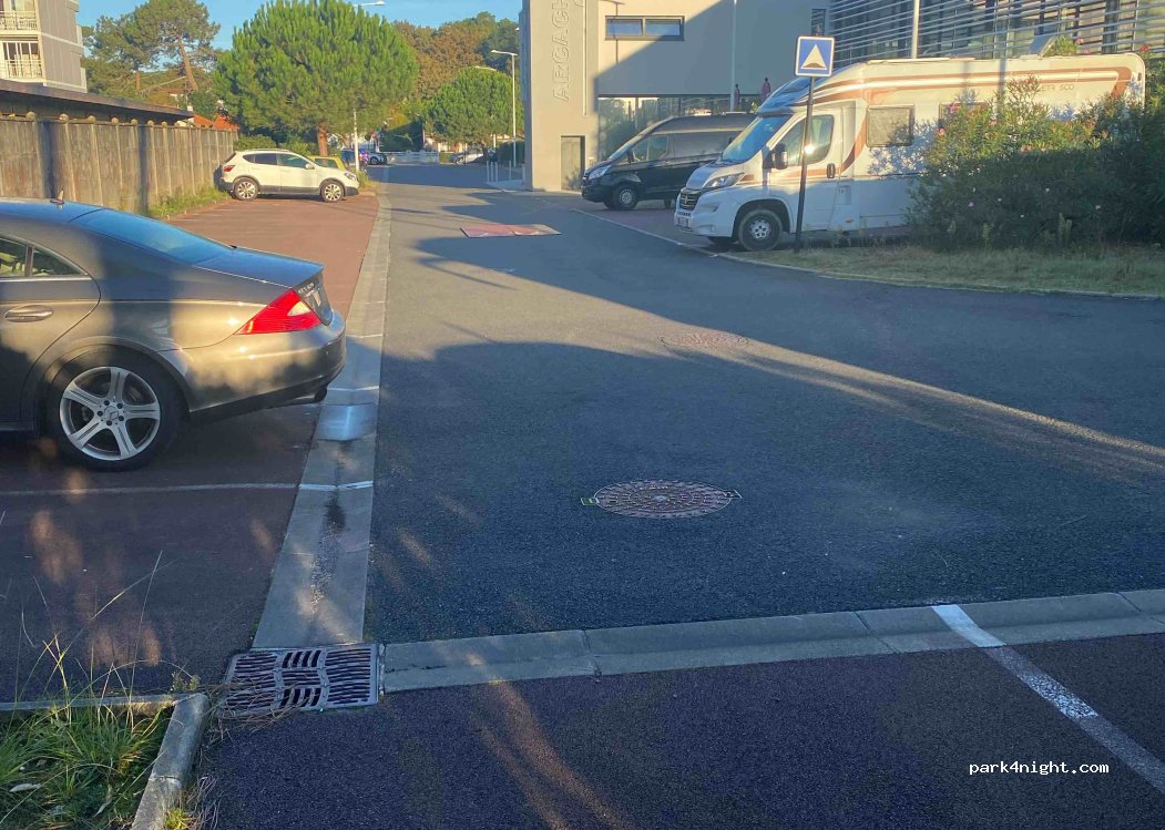 (33120) Arcachon - 4 Rue du Stade Mateo Petit — foto