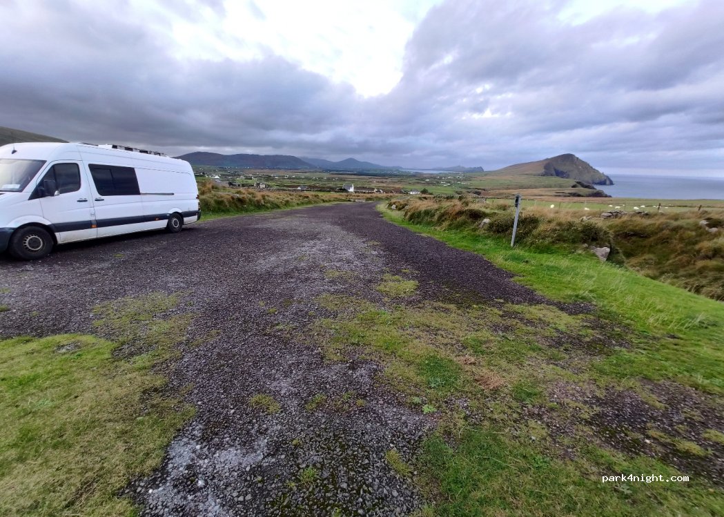 (V92 E227) The Colony - Unnamed Road — foto