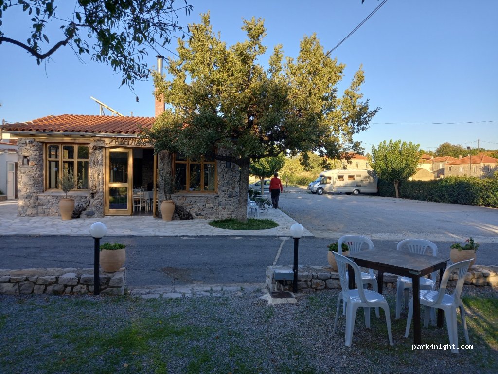Taverna Glistras — foto