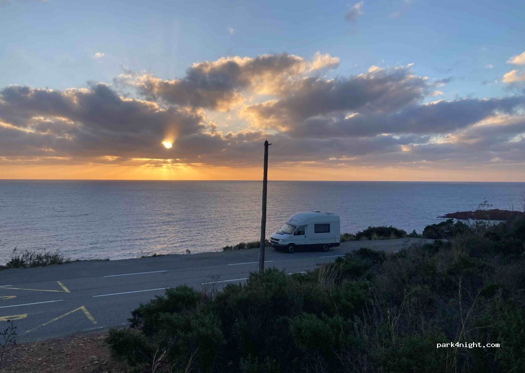 (83700) Saint-Raphaël - 897 Route de Trayas — foto