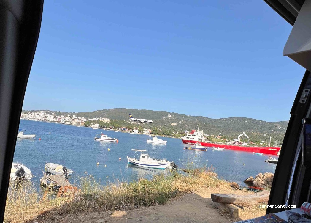 (370 02) Skiathos - Unnamed Road — foto 2