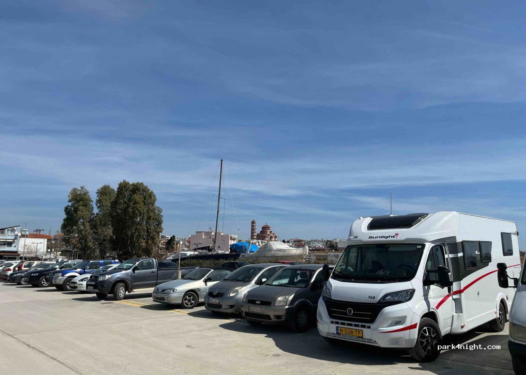 (632 00) Nea Moudania - Unnamed Road — foto 3