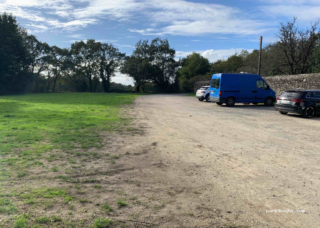 (44700) Orvault - 3 Chemin du Château de la Tour — foto