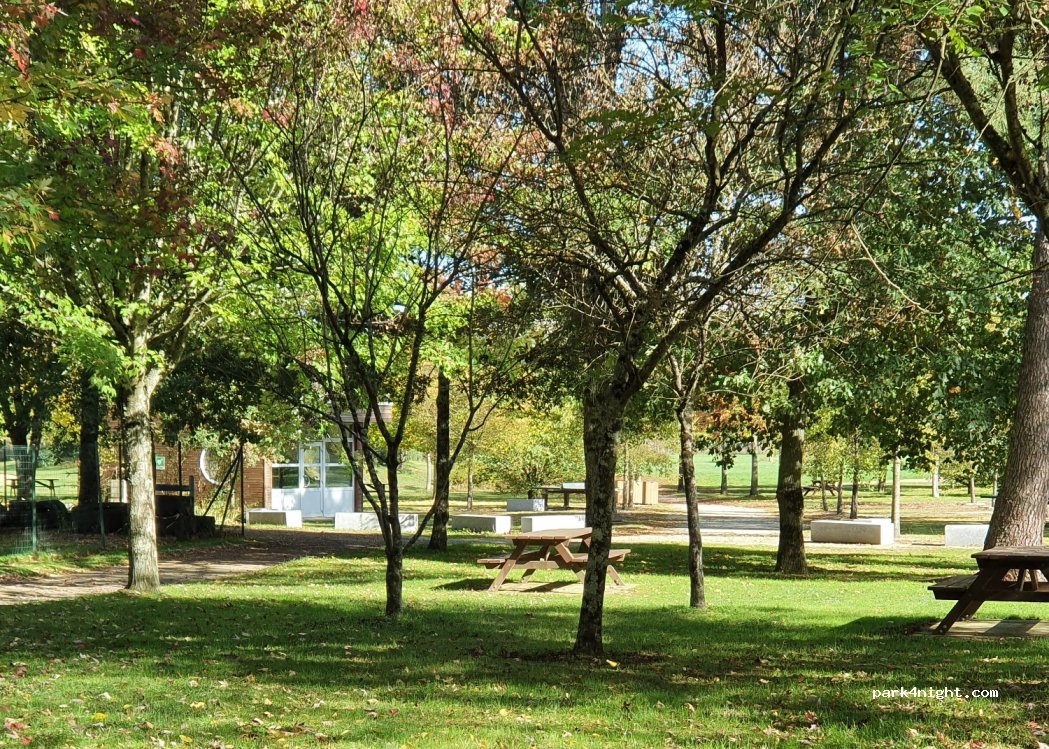 (72450) Montfort-le-Gesnois - — foto