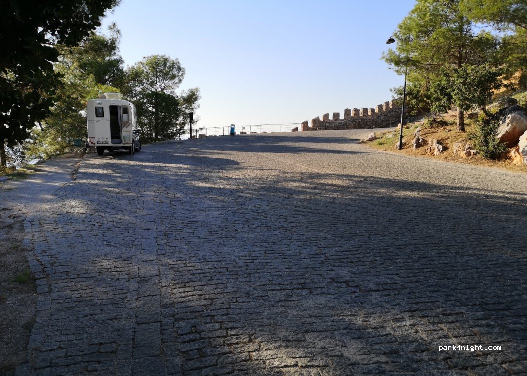 (07400) Alanya - 45 Kale Caddesi — foto
