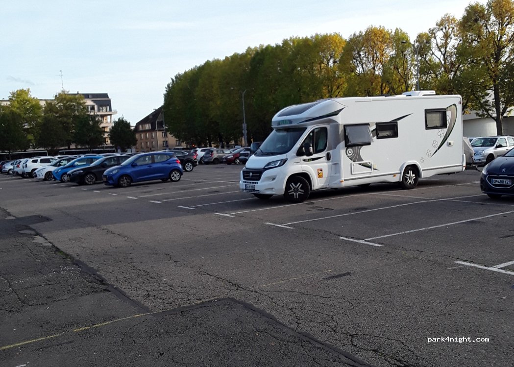 (57100) Thionville - Rue Général Walton Walker — foto