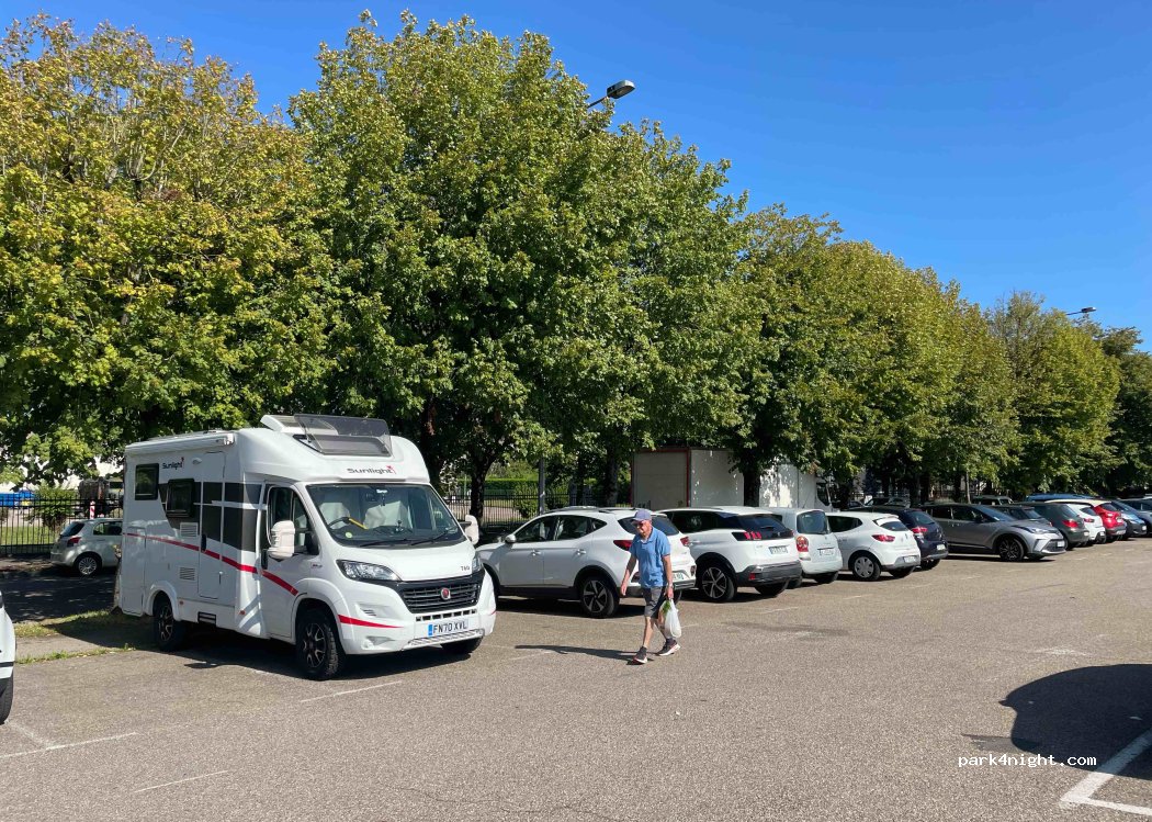 (57100) Thionville - Rue Général Walton Walker — foto 3