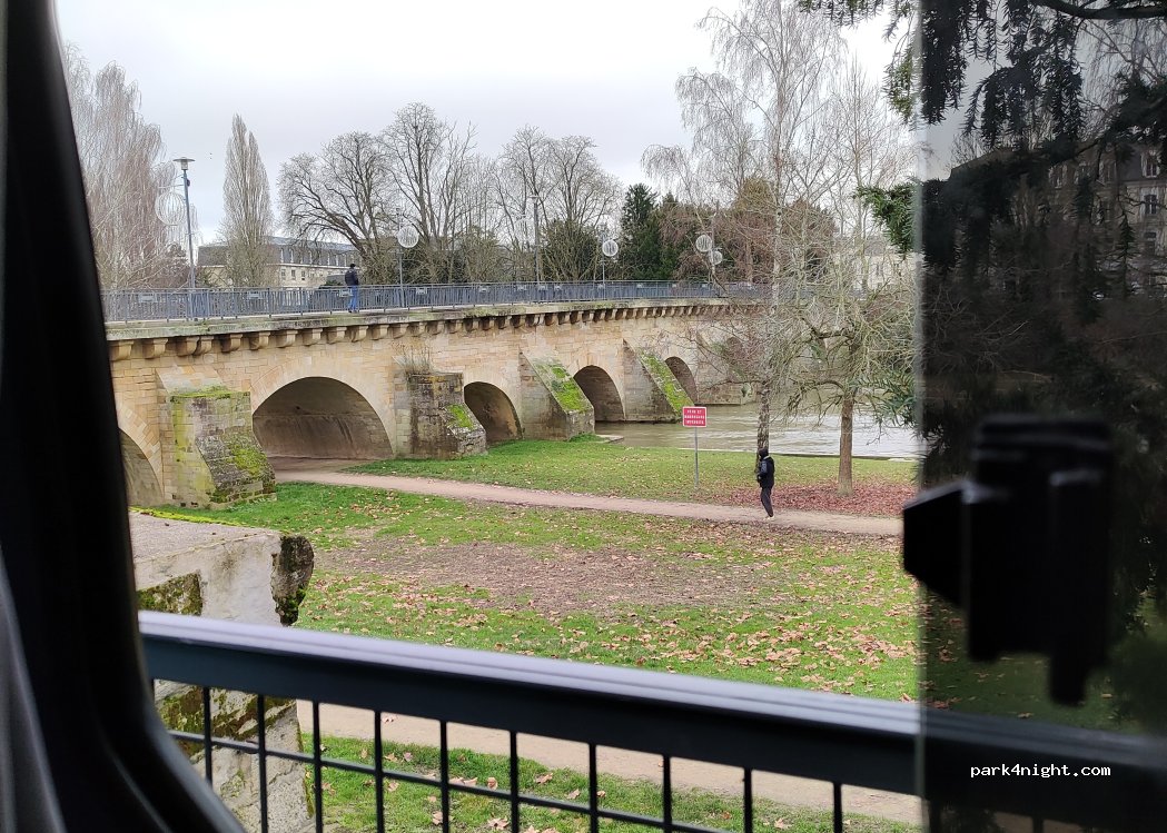 (78250) Meulan-en-Yvelines - 2 Boulevard Maurice Berteaux — foto 4