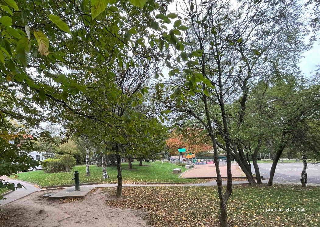 (69570) Dardilly - 64 Allée du Camaïeu — foto