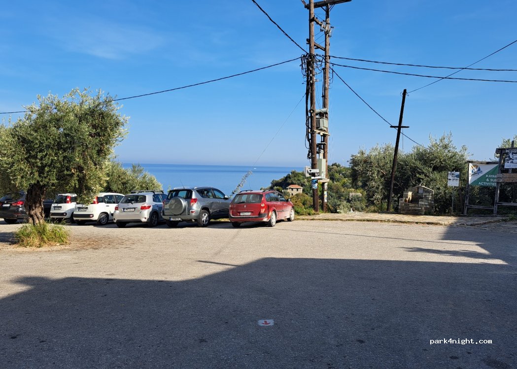 (370 12) Ntamouchari - Unnamed Road — foto